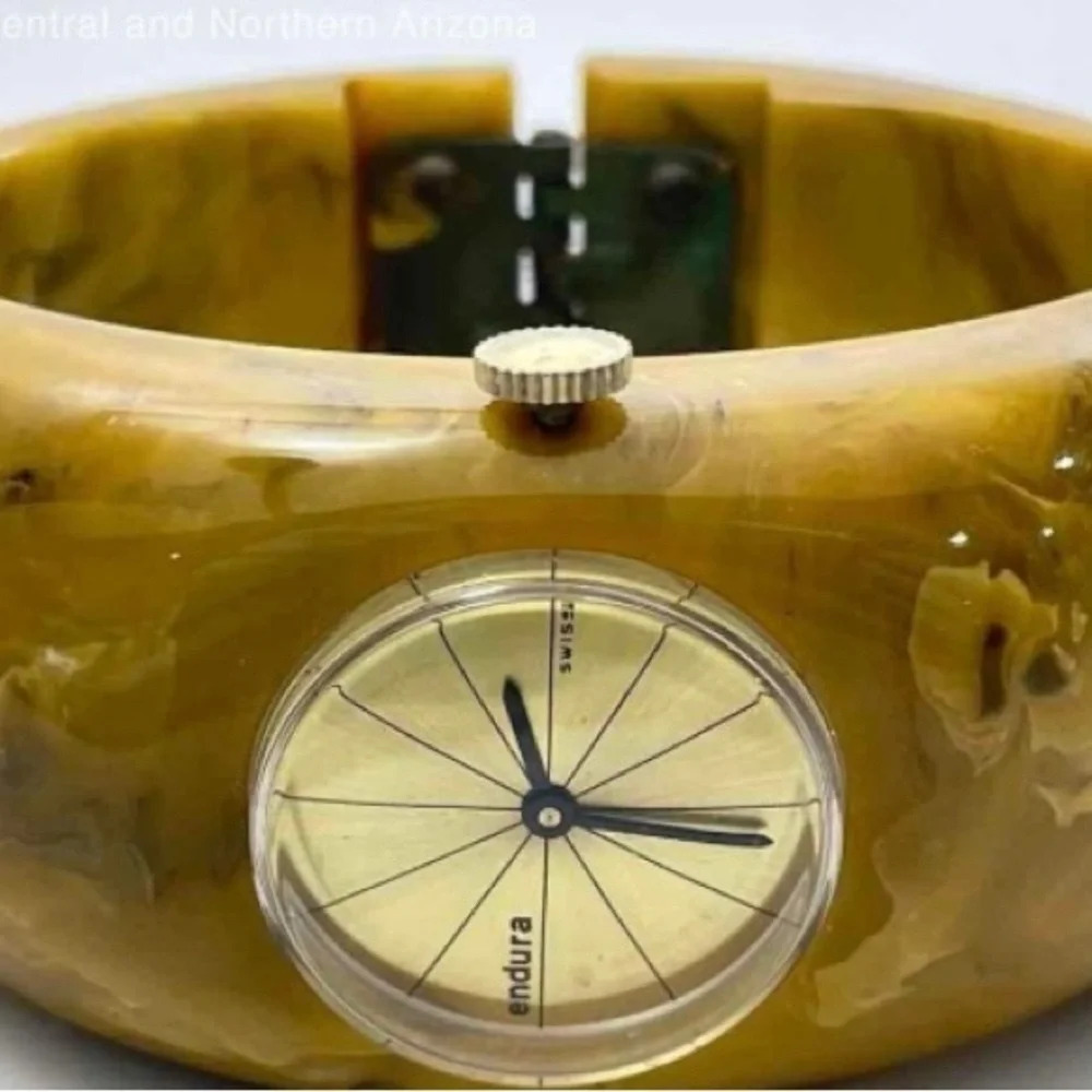 BAKELITE ENDURA Vintage 1940s Bangle Clamper Cuff Wristwatch RARE​ TESTED